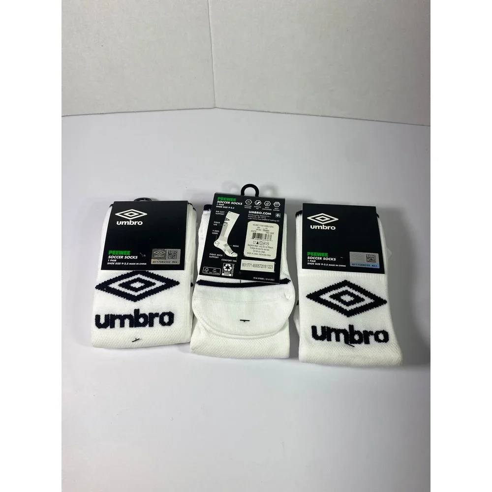 Umbro Pee Wee Soccer Socks White Black Diamond Logo Kids Shoe Size 9-2.5